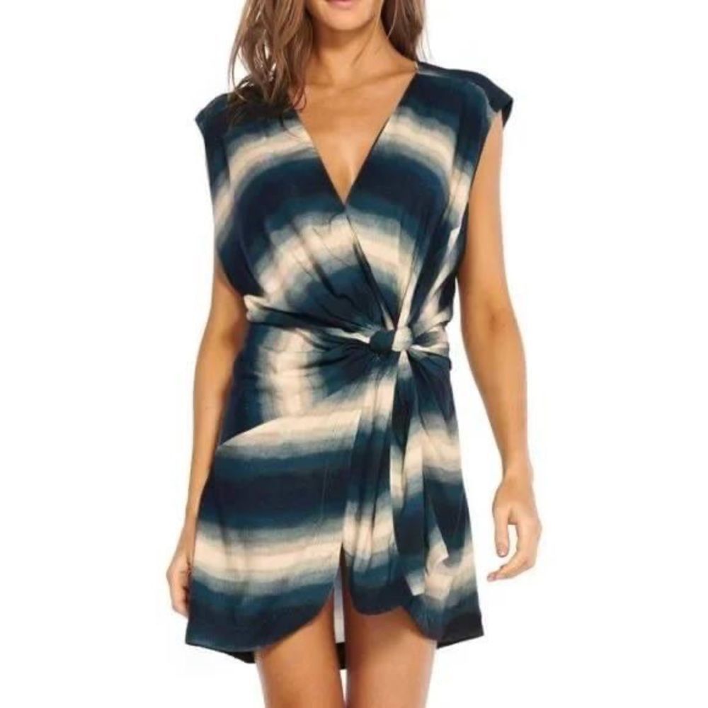 Vix Paula Hermanny caftan cover up Lake Marissa